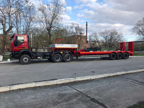 Cедельный тягач IVECO-AMT 633910-AD